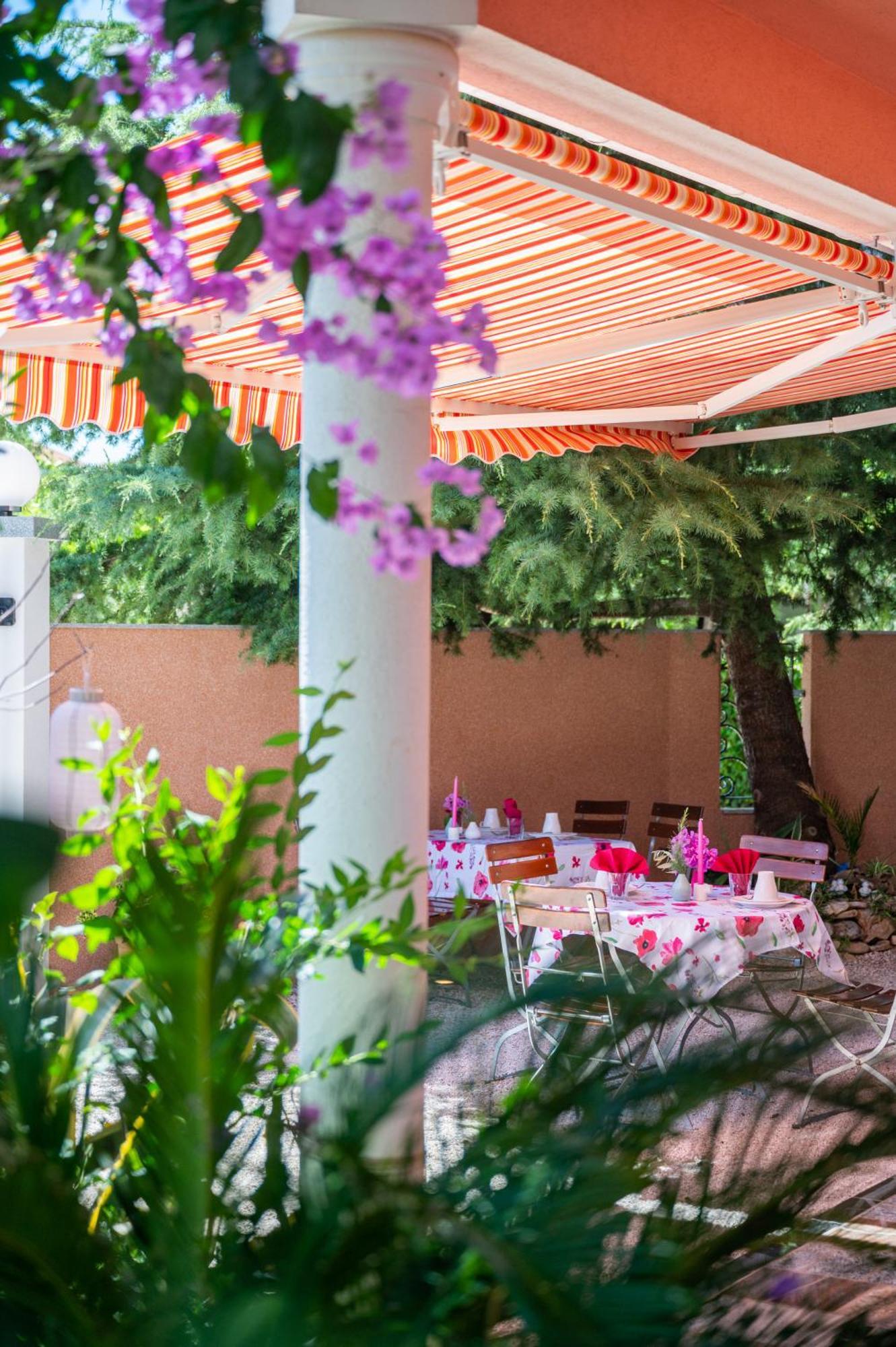 Hotel Villa Vera 2 Fazana Exterior photo